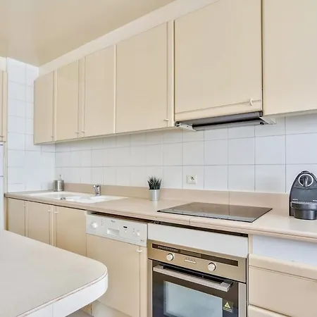 Quartier Arc De Triomphe Free Netflix * Paris